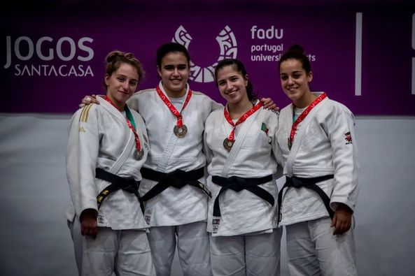 Os vencedores do campeonato nacional universitário de Judo