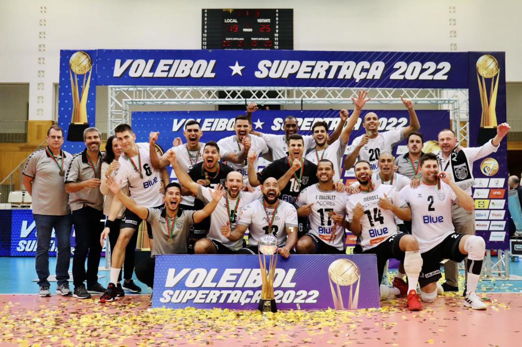 Revista do Ano Voleibol - Conquista inédita para açorianos