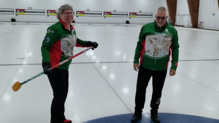 Dupla mista de Curling falha qualificação para o Mundial
