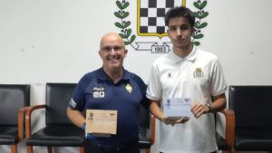 Henrique Correia vence 1.º Open de Snooker