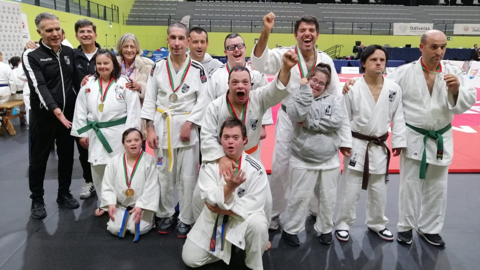 Dez medalhas para o judo do Vitória SC