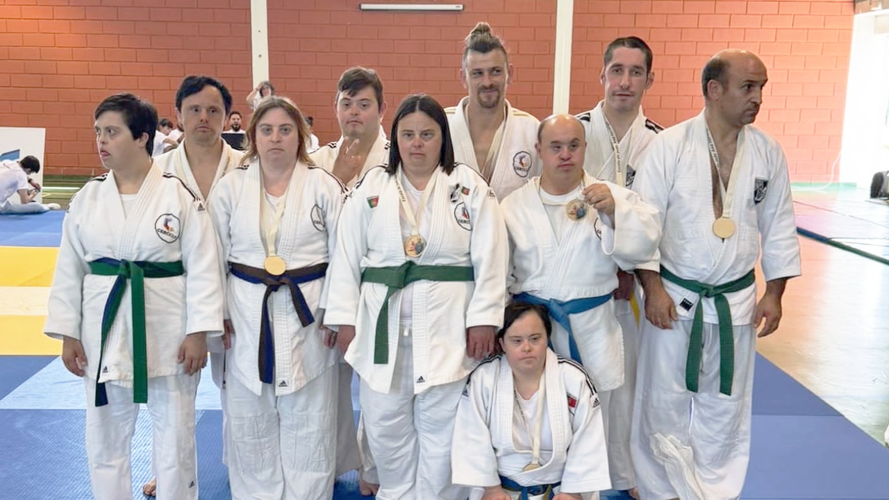 Judo do Vitória SC de prata no nacional misto