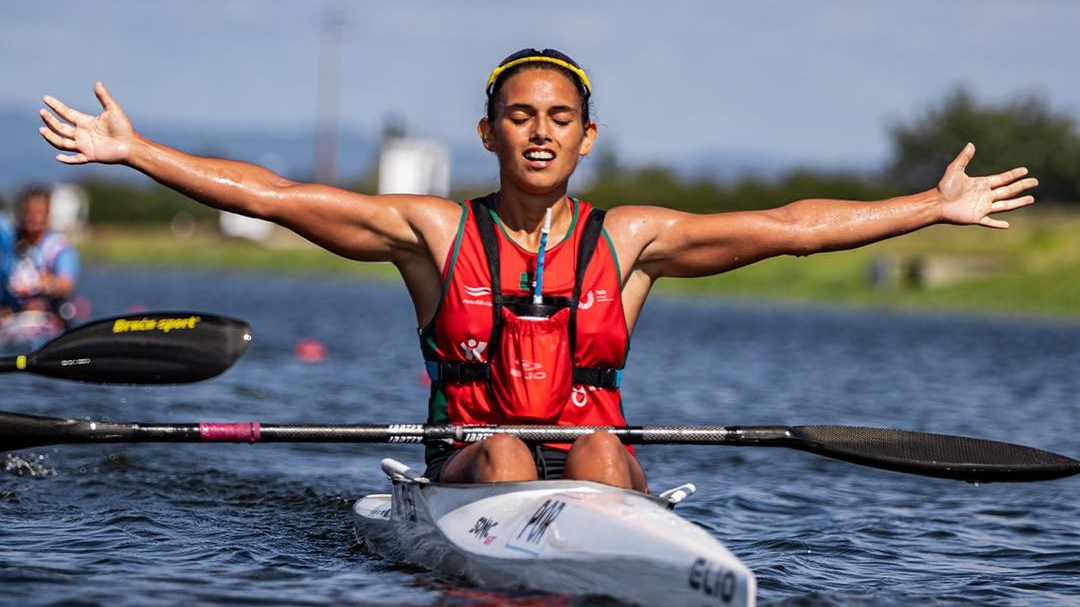 Mais quatro ouros em participação histórica