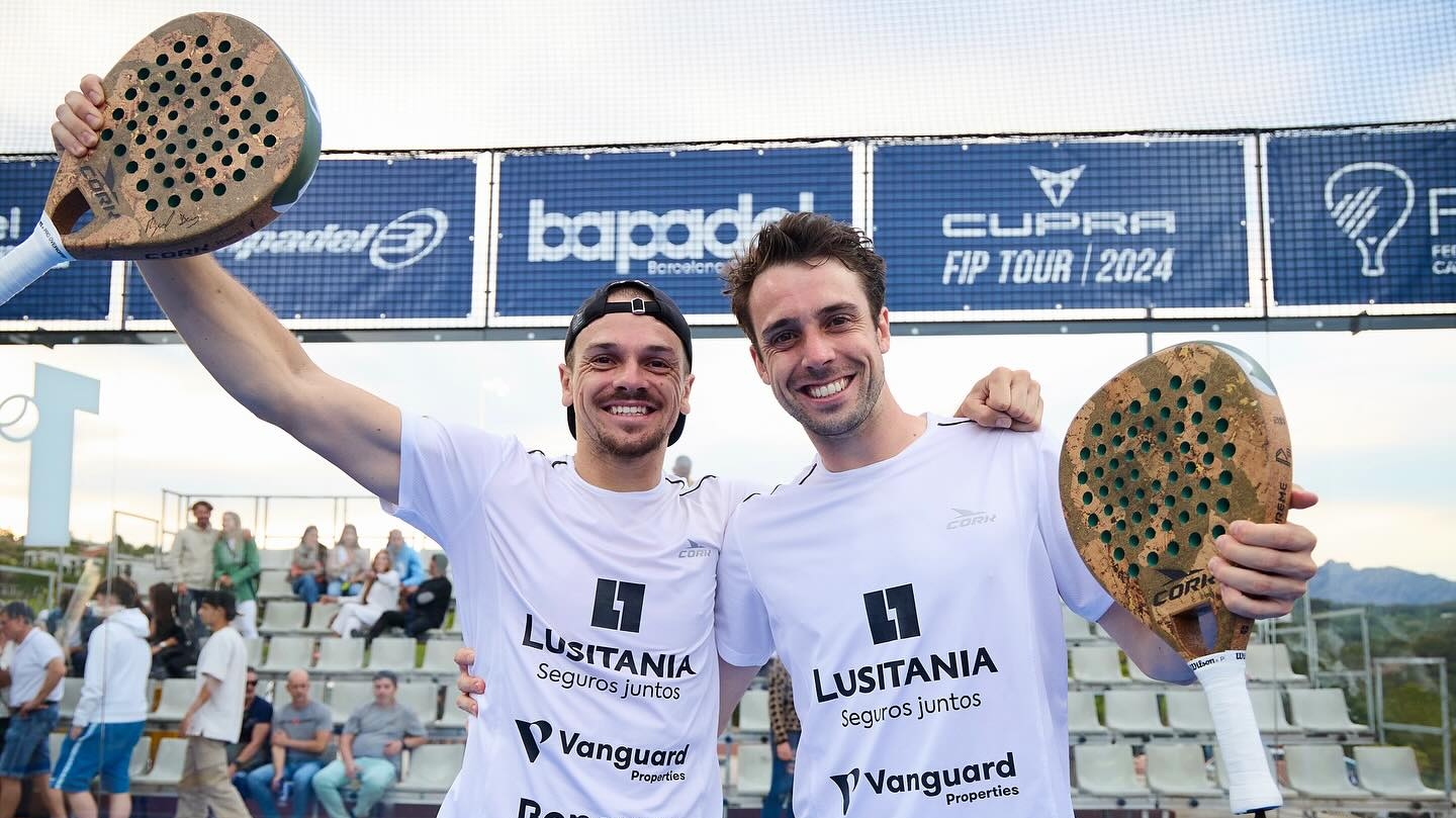 Irmãos Deus fazem história com '16-avos' na Premier Padel