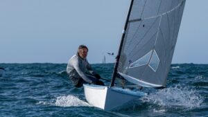 Fernando Bello é campeão nacional de Finn