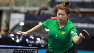 Shao Jieni fica nos '16-avos' em Doha