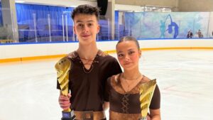 Par luso em 2.º lugar na Patinagem do Gelo