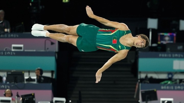 Gabriel Albuquerque triunfa na Cascais Beach Cup