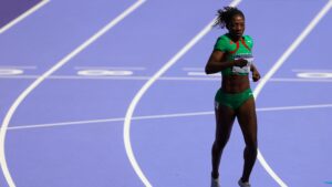 Lorene Bazolo no pódio na Suécia