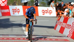 Bayron Munton triunfa na Sra. da Graça