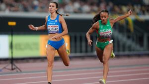 Fatoumata Diallo com recorde nacional nos Mundiais