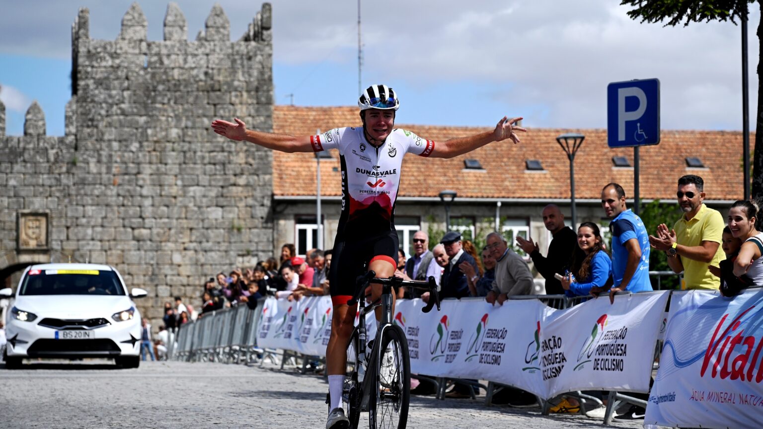 Matthew Walls vence Volta a Portugal de Juniores