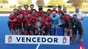 AD Lousada e CF Benfica vencem Supertaças