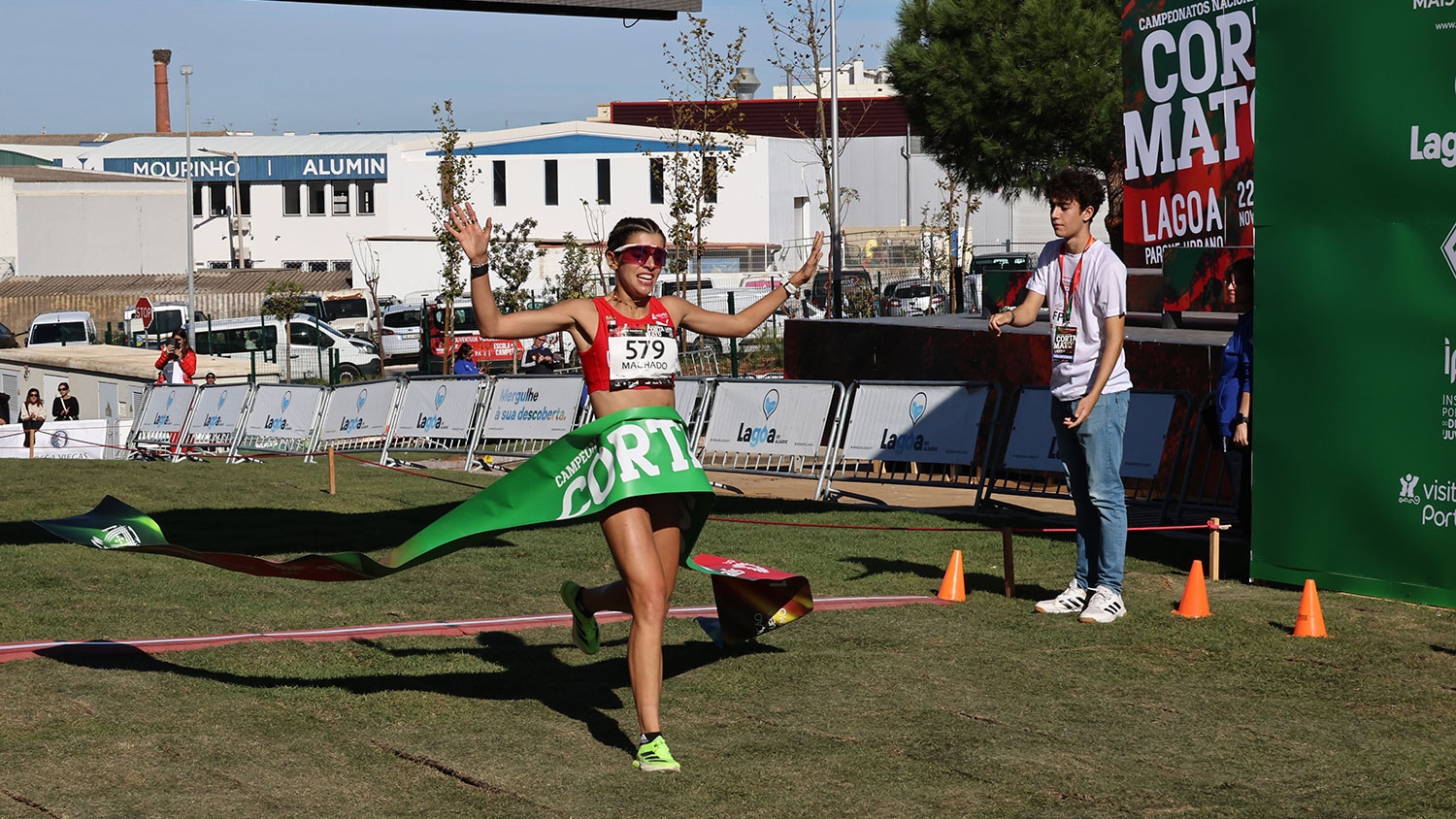 Mariana Machado e José Carlos Pinto campeões de Corta-Mato Longo