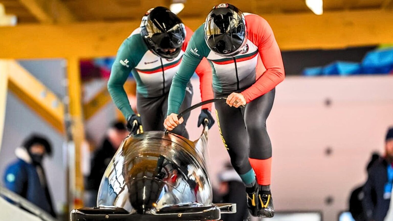 Dupla lusa faz história no Bobsleigh