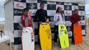 Luana e Vicente brilham no Nacional de Esperanças de Bodyboard