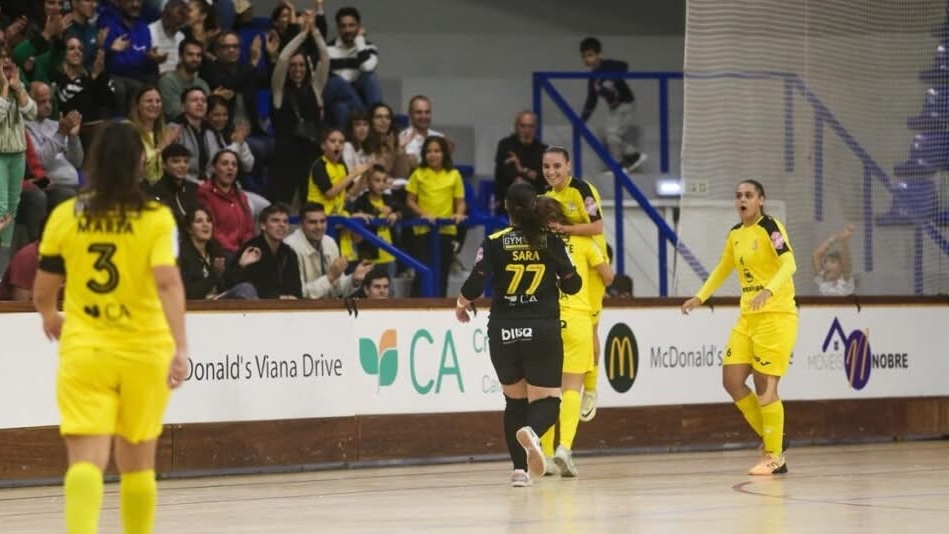 Santa Luzia perde em casa com o Benfica