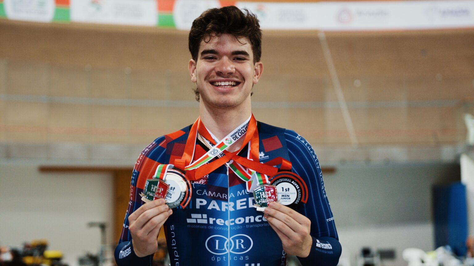 José Paiva e Bruna Gonçalves brilham na Taça Júnior de Pista