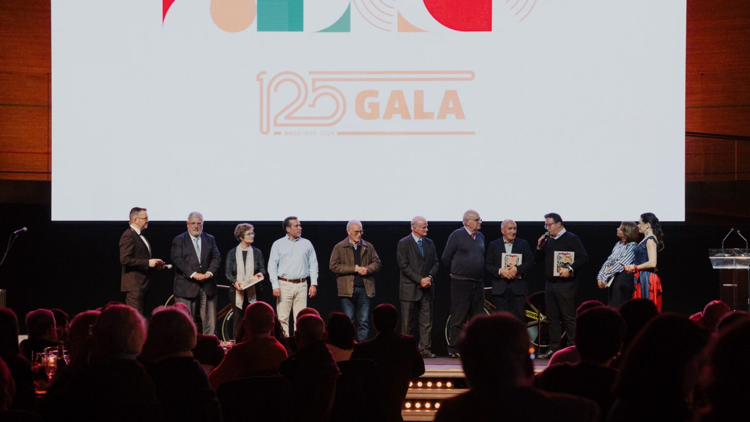 Homenagens na gala de 125 anos da Federação