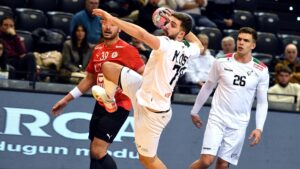 Empate e vitória no Torneio Internacional de Espanha