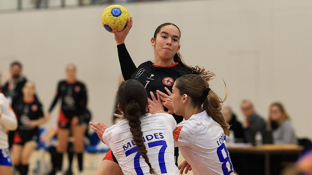 CJ Almeida Garrett vence Colégio Gaia