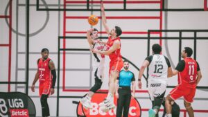 Ovarense triunfa em Braga na 11.ª jornada