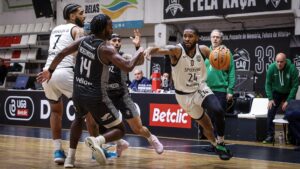 Sporting vence em Queluz na 10.ª jornada