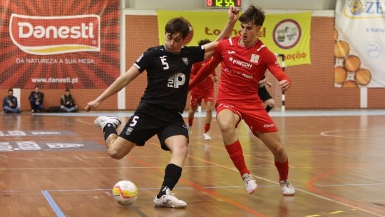 Caxinas avança e Sp. Braga eliminado da Taça da Liga