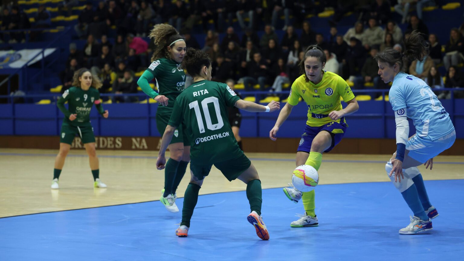 Nun'Álvares triunfa em casa e segue no 2.º posto