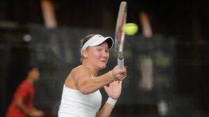 Mariia Nozdrachova conquista Masters Absoluto