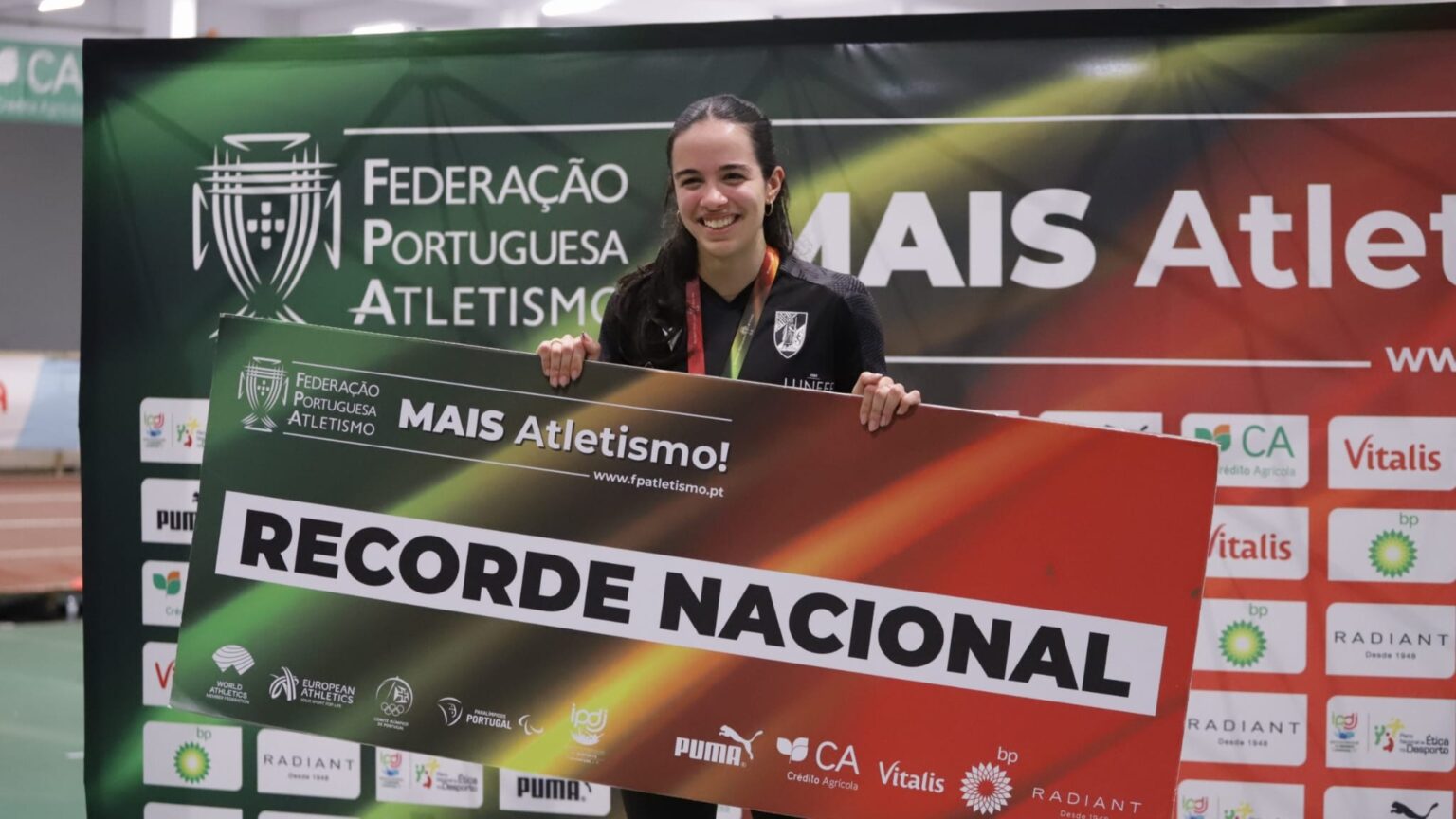 Isabel Serras bate recorde nacional dos 400 metros sub-18