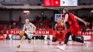 Sporting trava invencibilidade dos encarnados