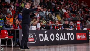 Benfica e Sporting já estão nas 'meias' da Taça da Liga