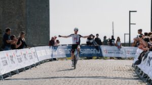 Enea Sambinello conquista Troféu Internacional da Arrábida