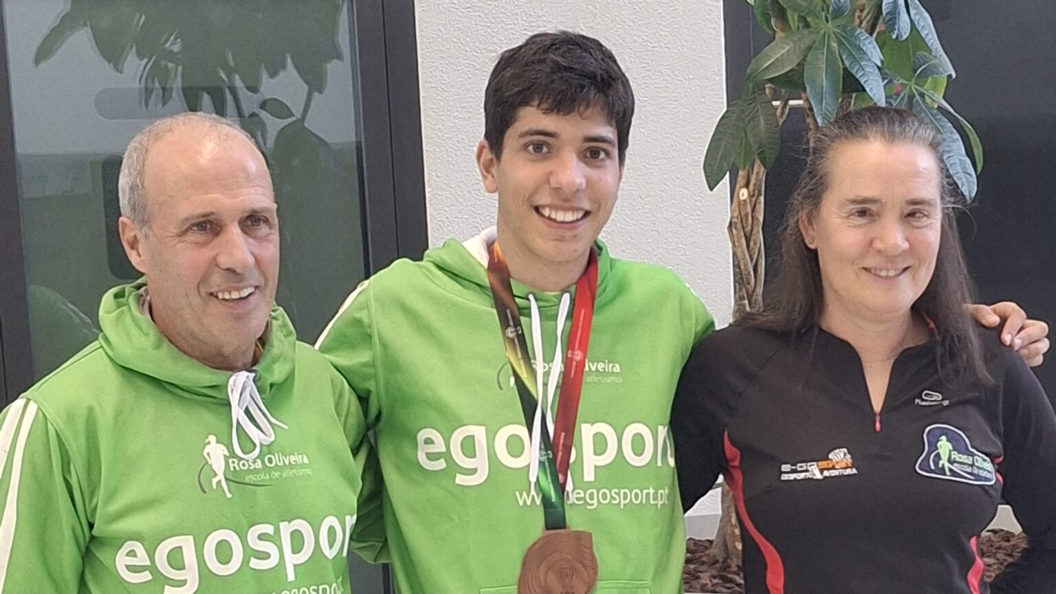 João Azevedo de bronze nos 3.000 metros em sub-23