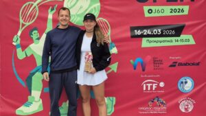 Madalena Matias estreia-se a vencer em singulares no J60 de Rodes