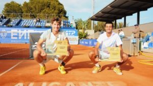 Tiago Pereira campeão de pares em Alicante
