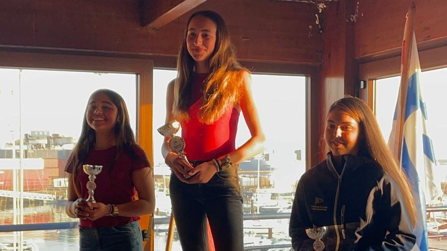 Clara e Guilherme triunfam na 4.ª PAR Norte em Optimist