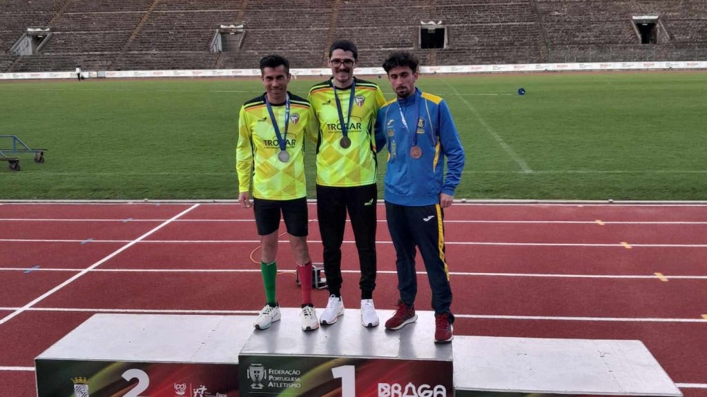 Catarina Borges e João Figueiredo campeões regionais de 10.000 metros