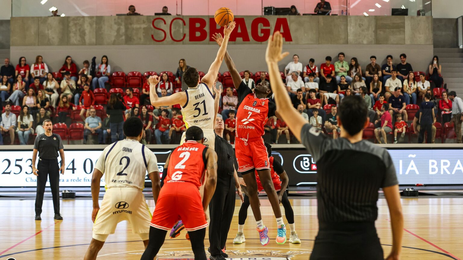 FC Porto bate Sp. Braga na penúltima ronda da fase regular