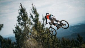 Noa Walker e Kira Zamora vencem em Tondela