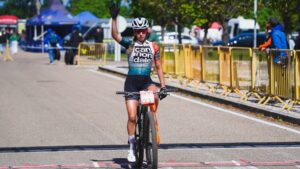Ana Santos e Roberto Ferreira triunfam em Abrantes