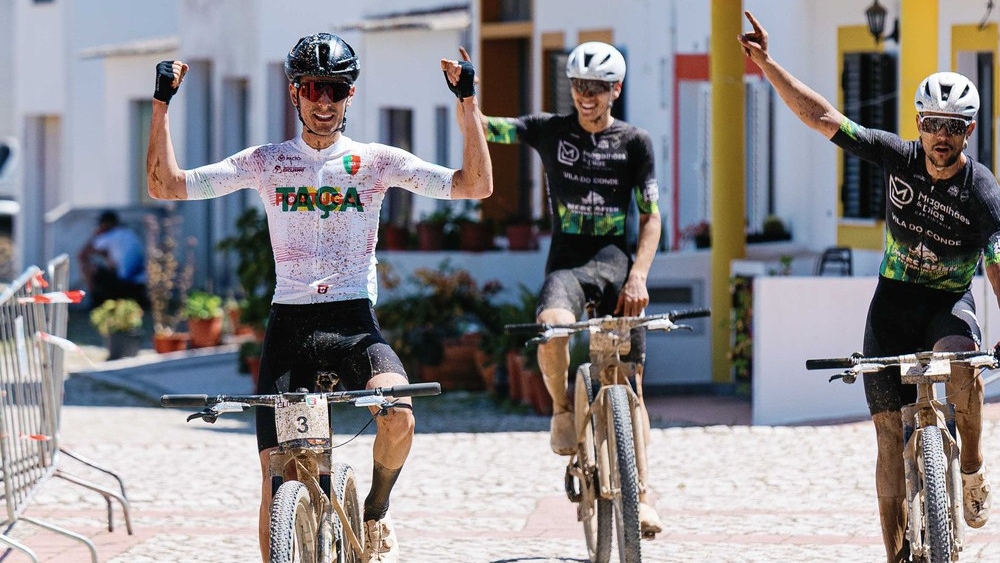 Guilherme Mota e Melissa Maia vencem em Lagos
