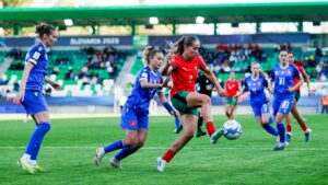 Seleção bate Eslováquia e assegura playoff