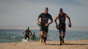 João Magalhães e Carlos Pestana vencem Swimrun em Tróia