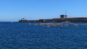 Bernardo Pereira, do Clube Naval da Calheta, que venceu a prova SS1 Open Men da Etapa da ICF Ocean Racing World Cup Series 2026, de canoagem de mar, integrada no Madeira Ocean Challenge 2026.
