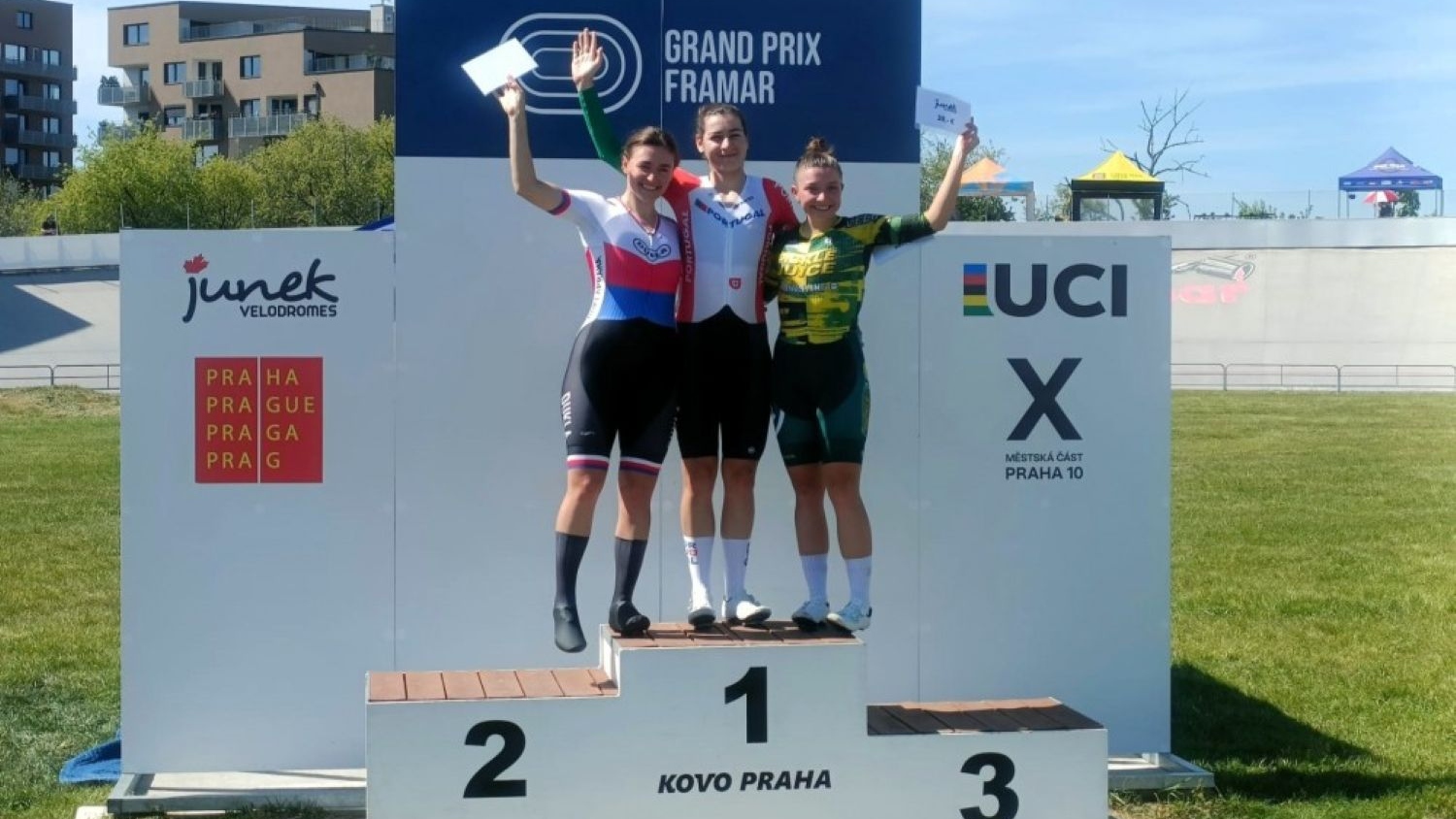 Daniela Campos garante três pódios em Praga