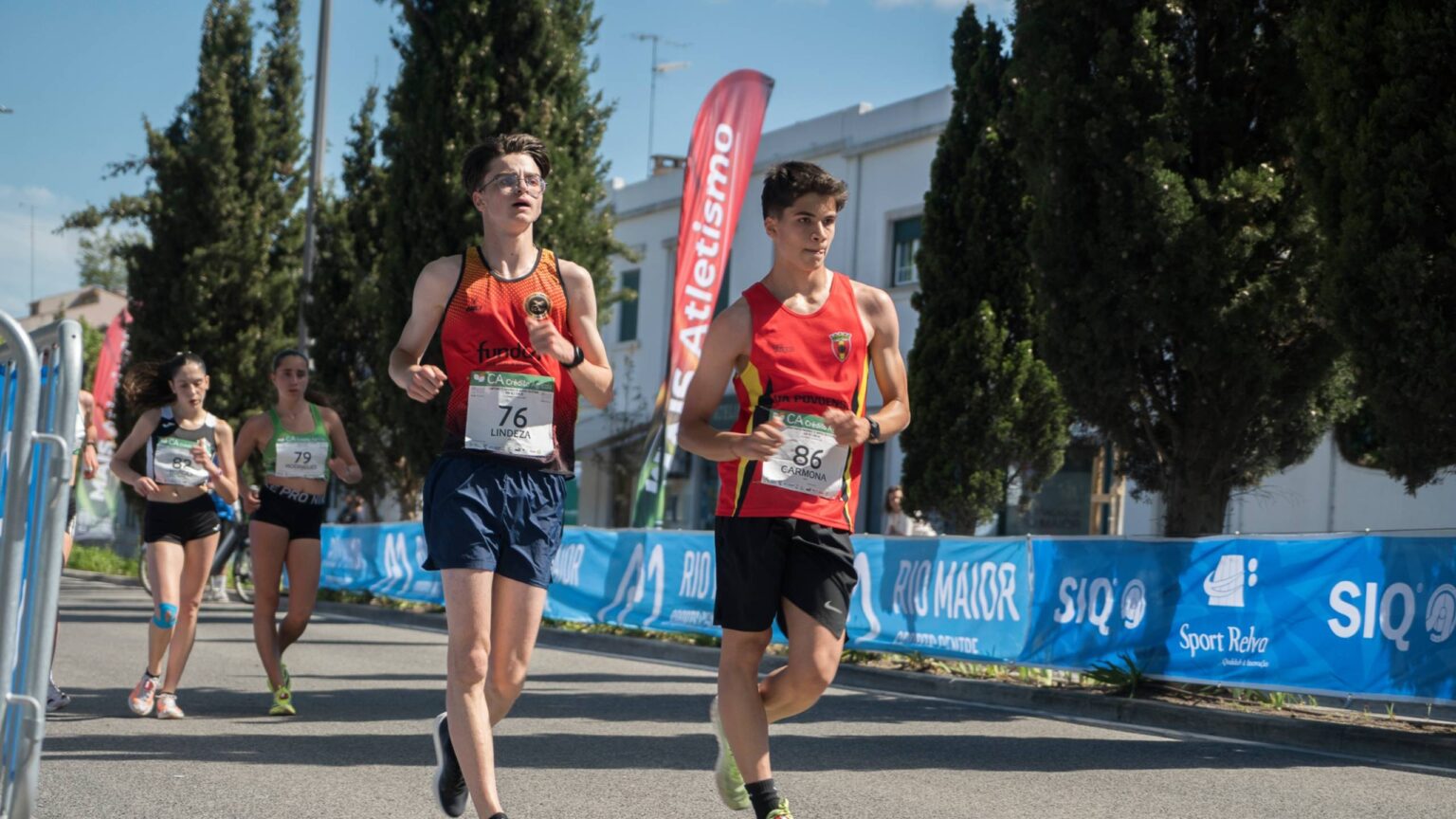 Isabel Luís e Celestino Pacheco campeões sub-20 de Marcha
