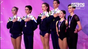 Tiago e Catarina de bronze em Itália