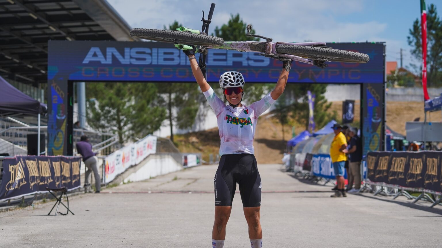 Gonçalo Amado e Beatriz Guerra vencem Taça XCO